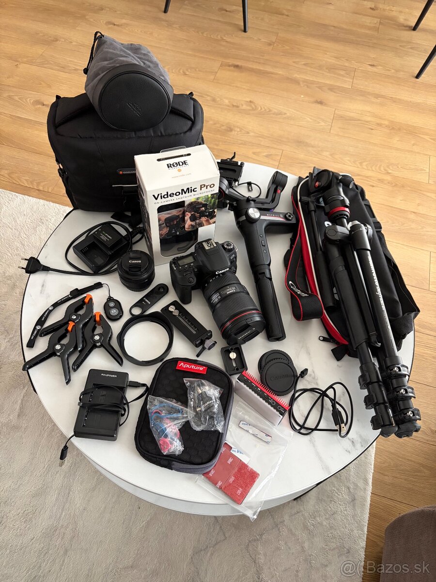 Predám Canon EOS 77D s kompletnou výbavou.