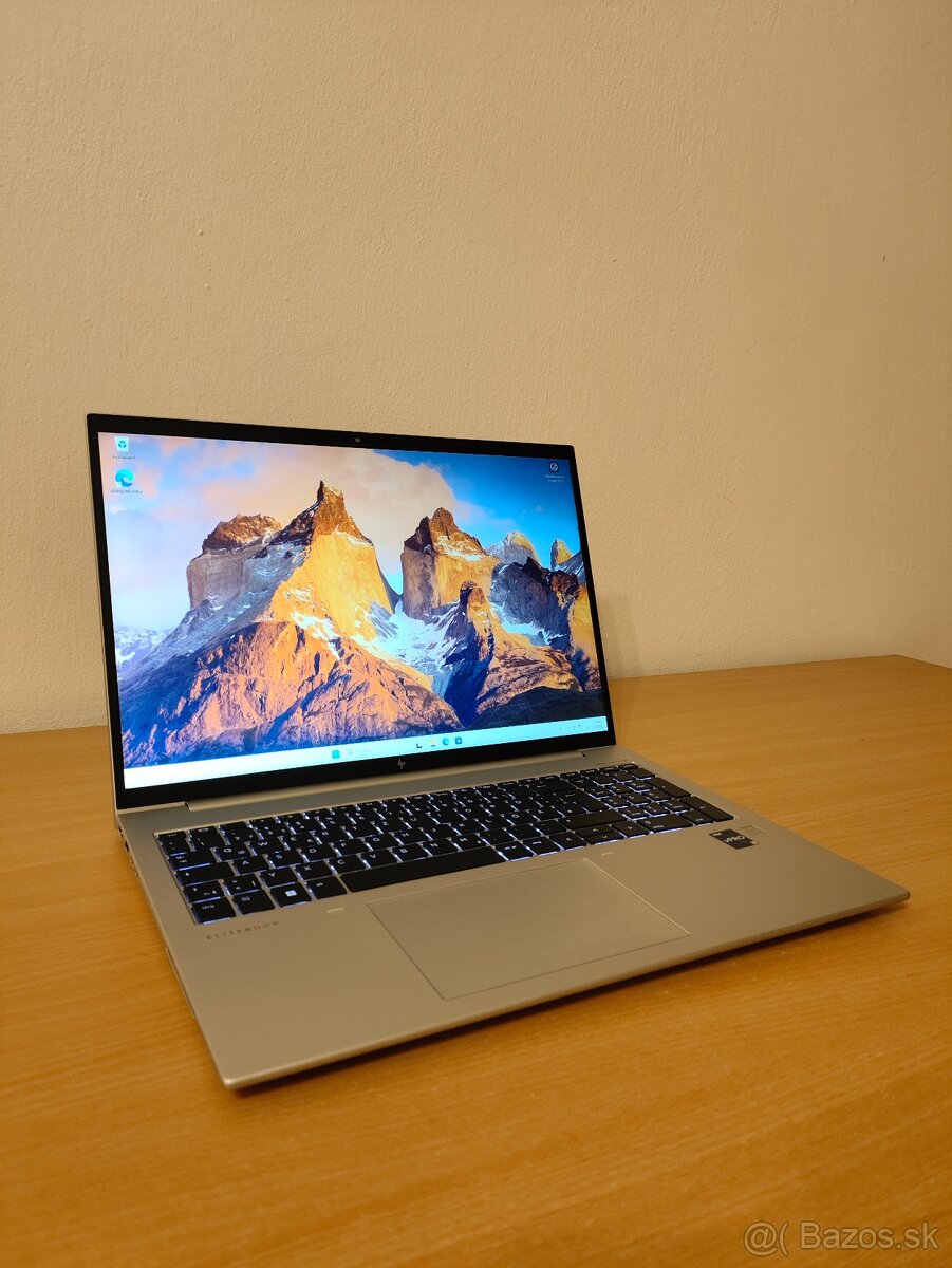 HP EliteBook 860 G10 | i5-1345U |16→32 GB RAM | 256→1 TB SSD