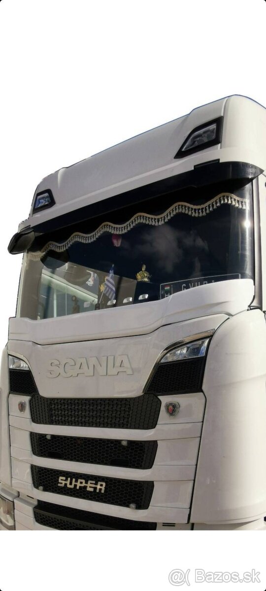 Scania S R kvetinač na stierače