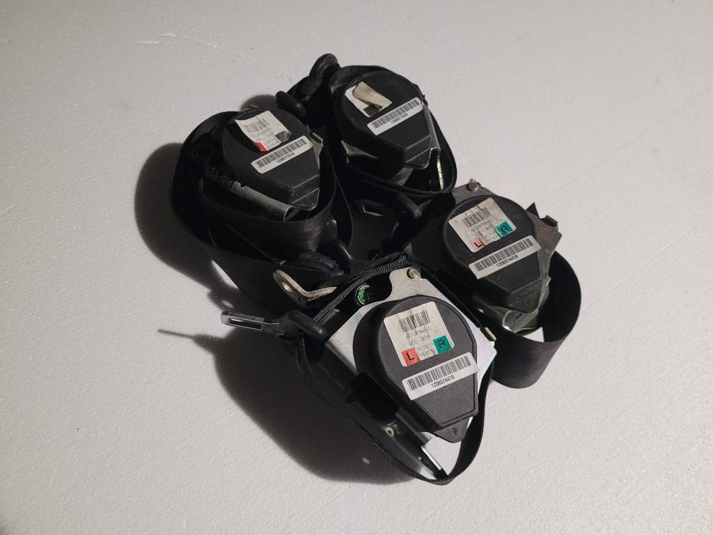 SKODA OCTAVIA II PYRO PASY