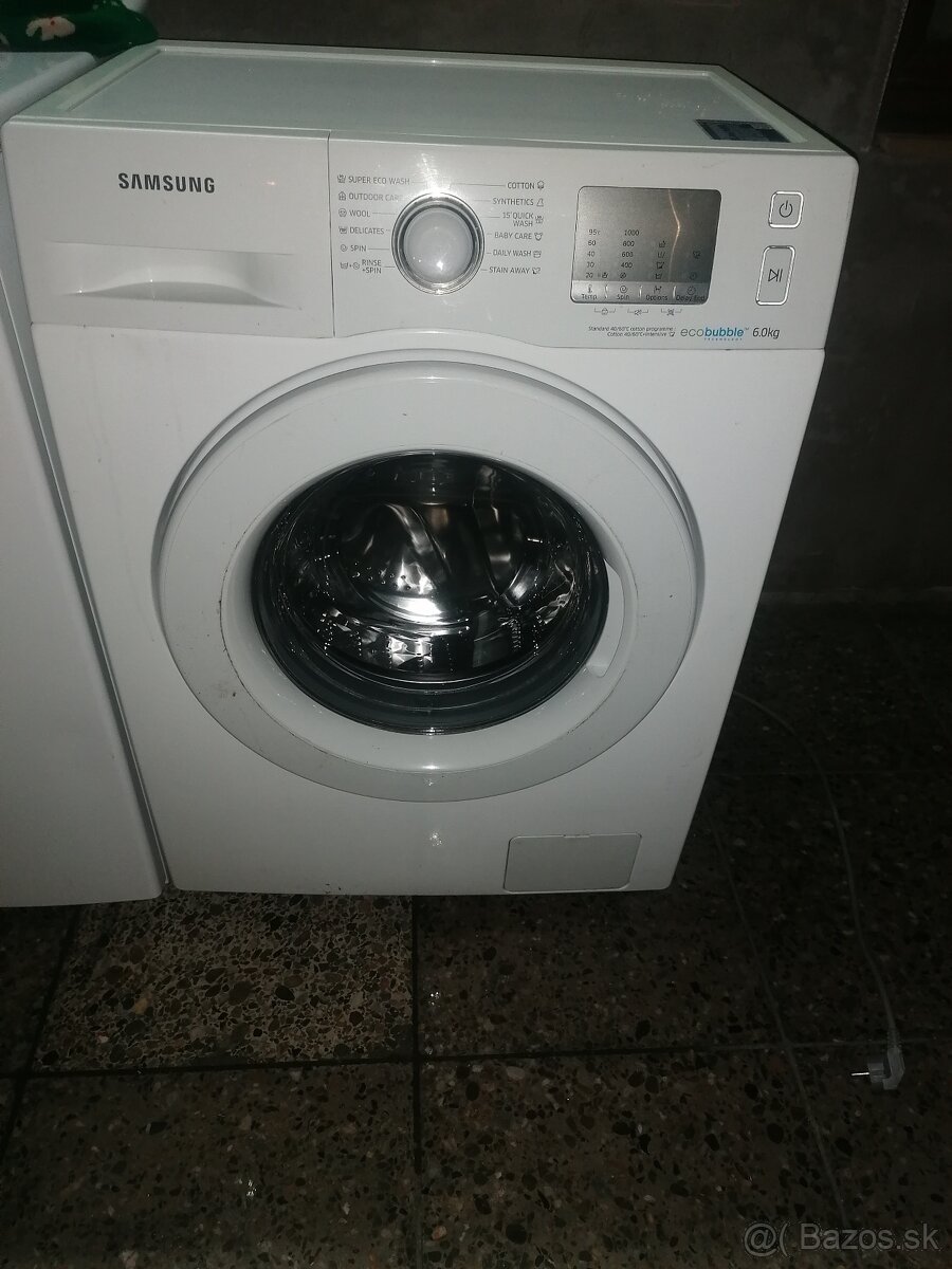 Predávam automatickú práčku