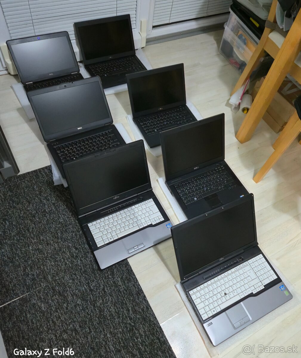 Notebooky 7ks Dell(5x),Fujitsu(2x),