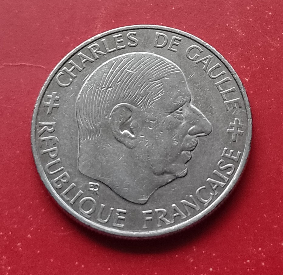 pamatna francuzska minca Charles de Gaulle