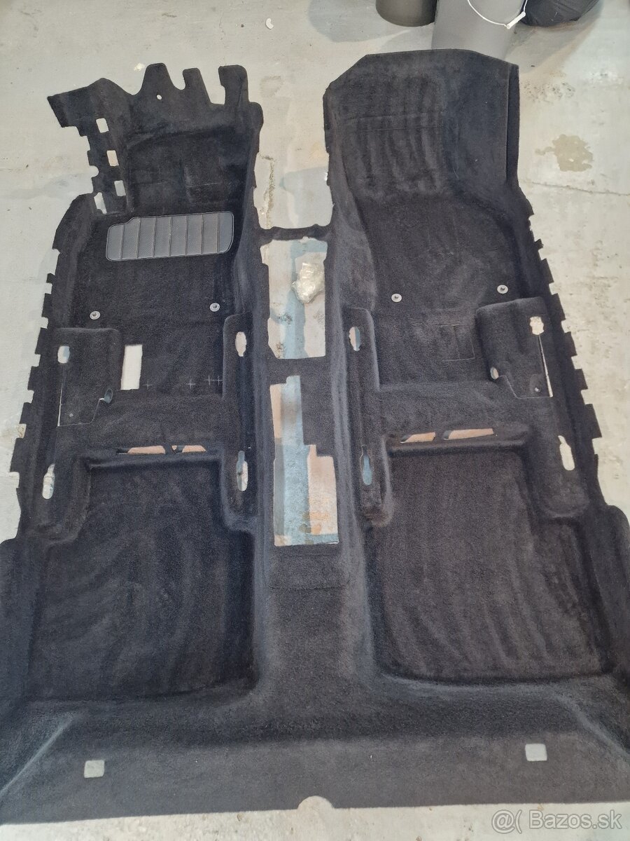 Podlahový koberec Škoda Superb 3