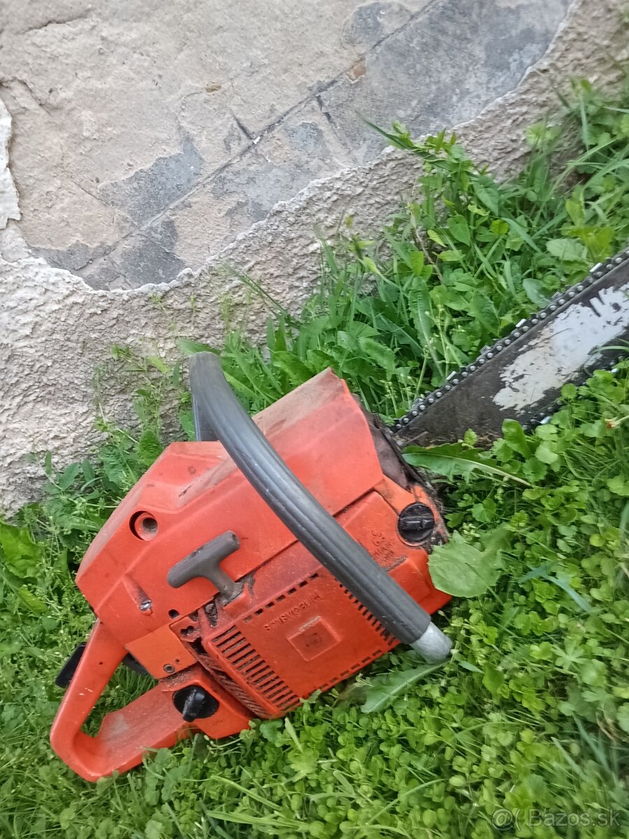 Predám, motorovú pílu Husqvarna 268