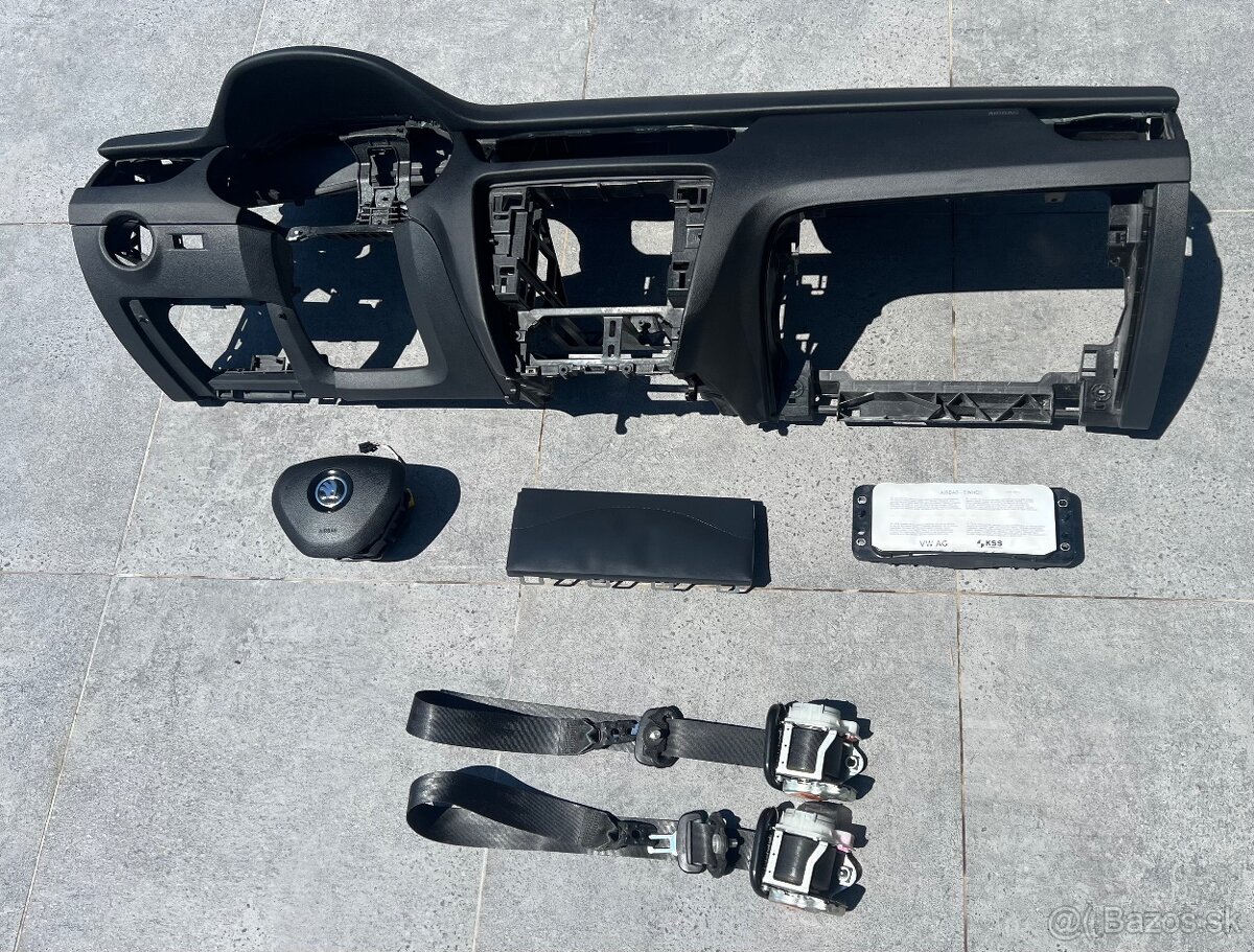 Škoda Octavia 3 Palubovka Airbagy