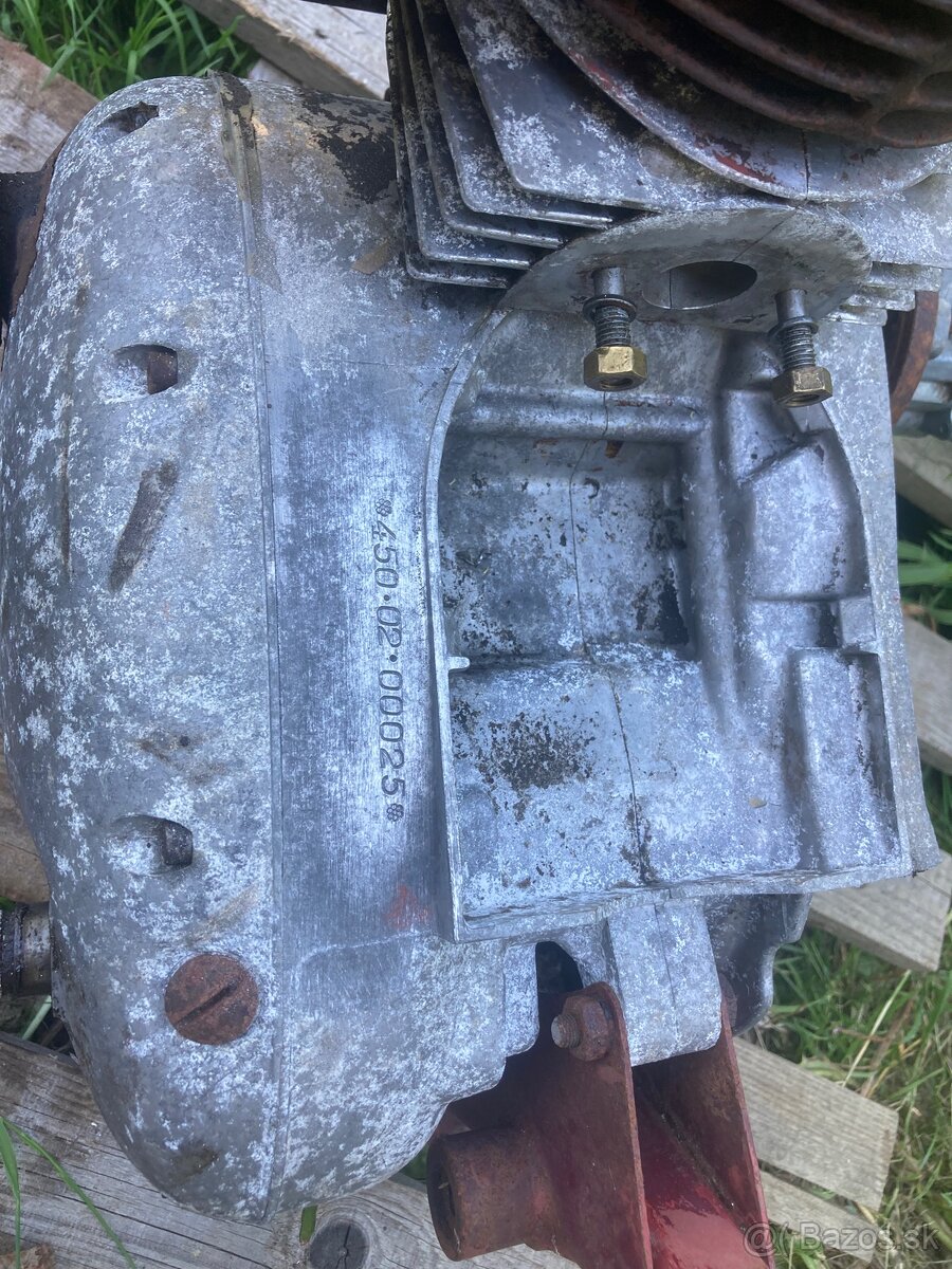 Predám motor Jawa 175 502 "prase"