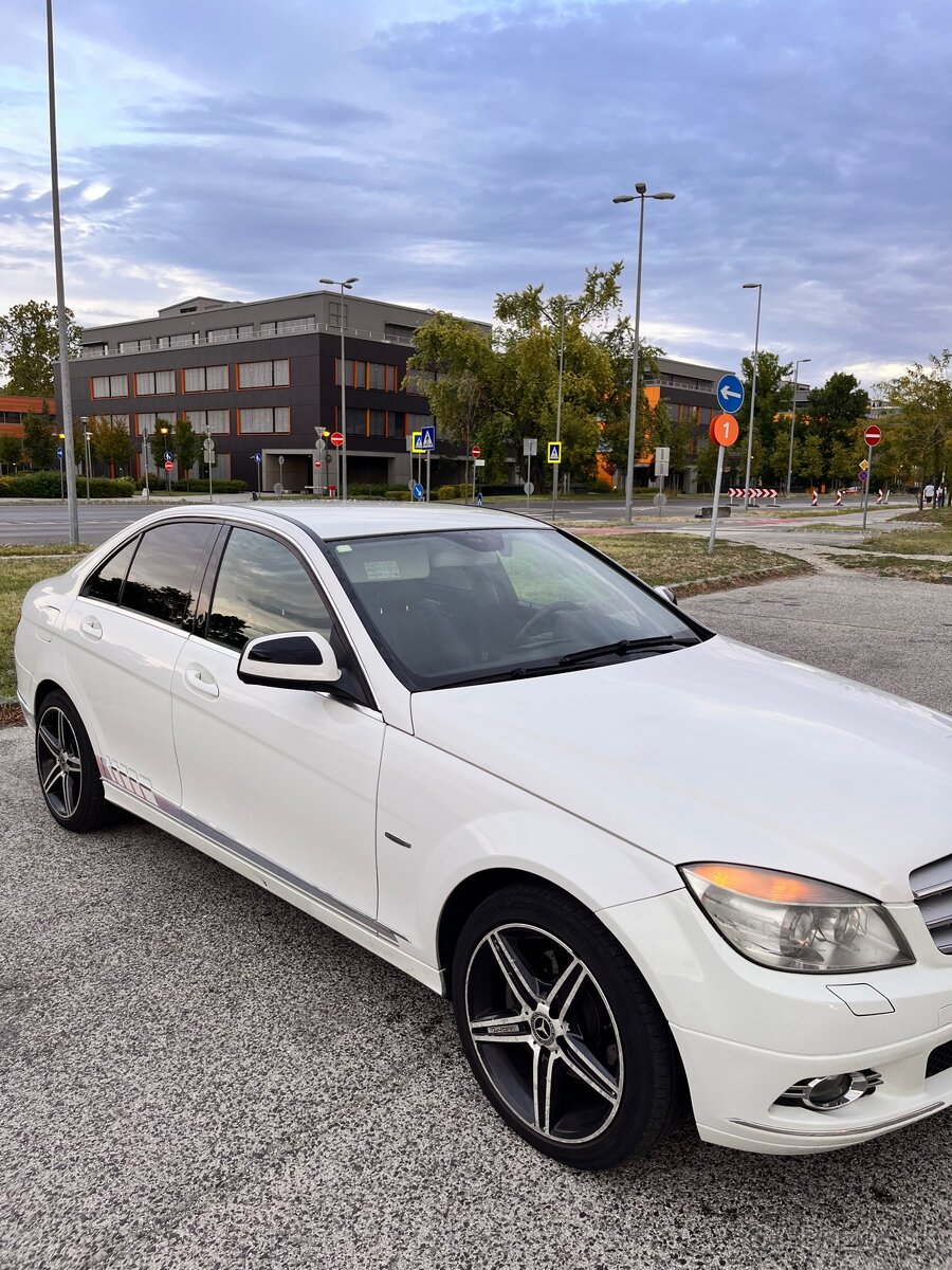 Mercedes Benz c w204
