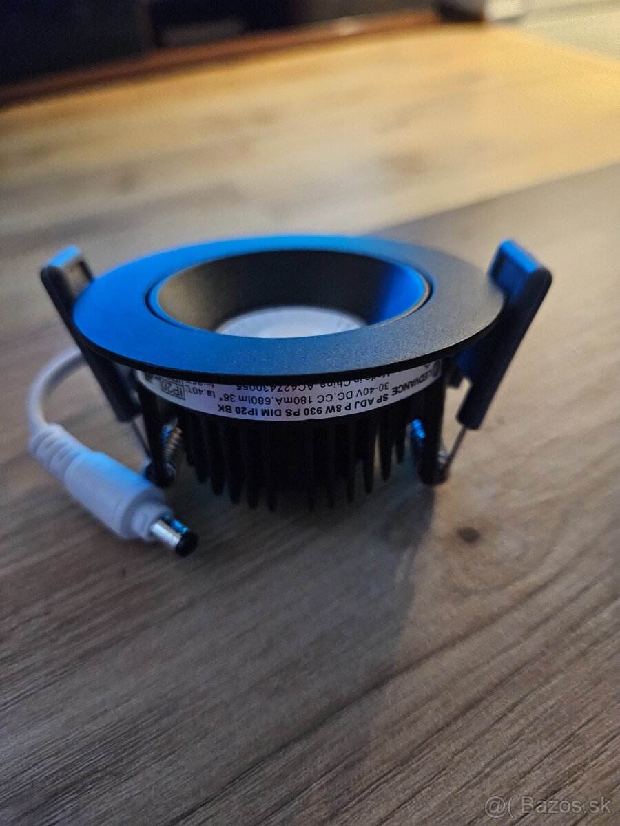 Nove cierne bodove svetla LEDVANCE