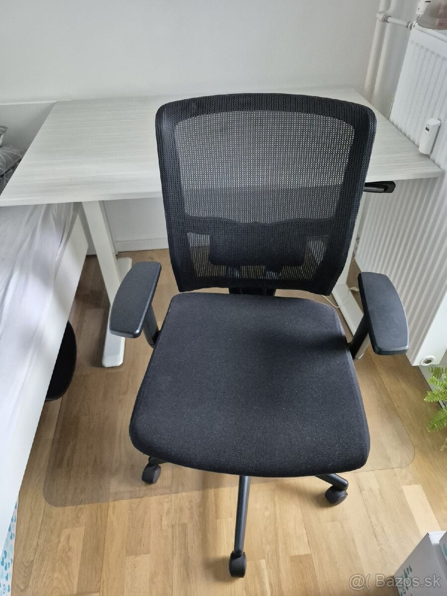 Kancelarska stolička