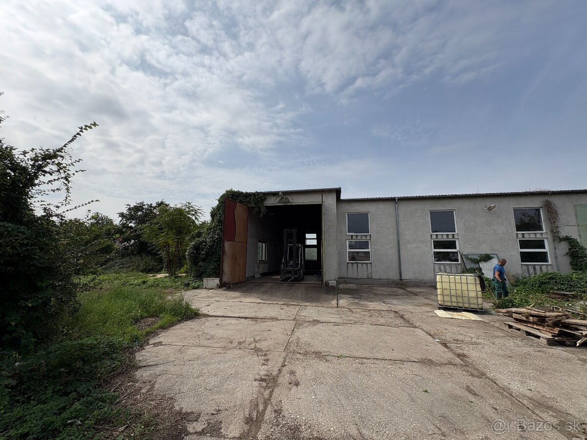 Na prenájom multifunkčné priestory