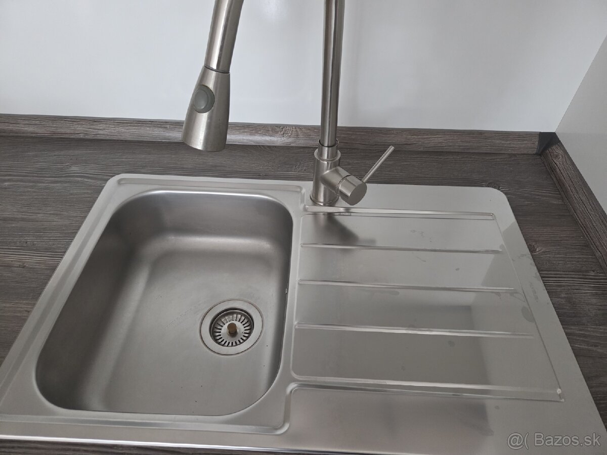 KUCHYNSKY DREZ A BATERIOU