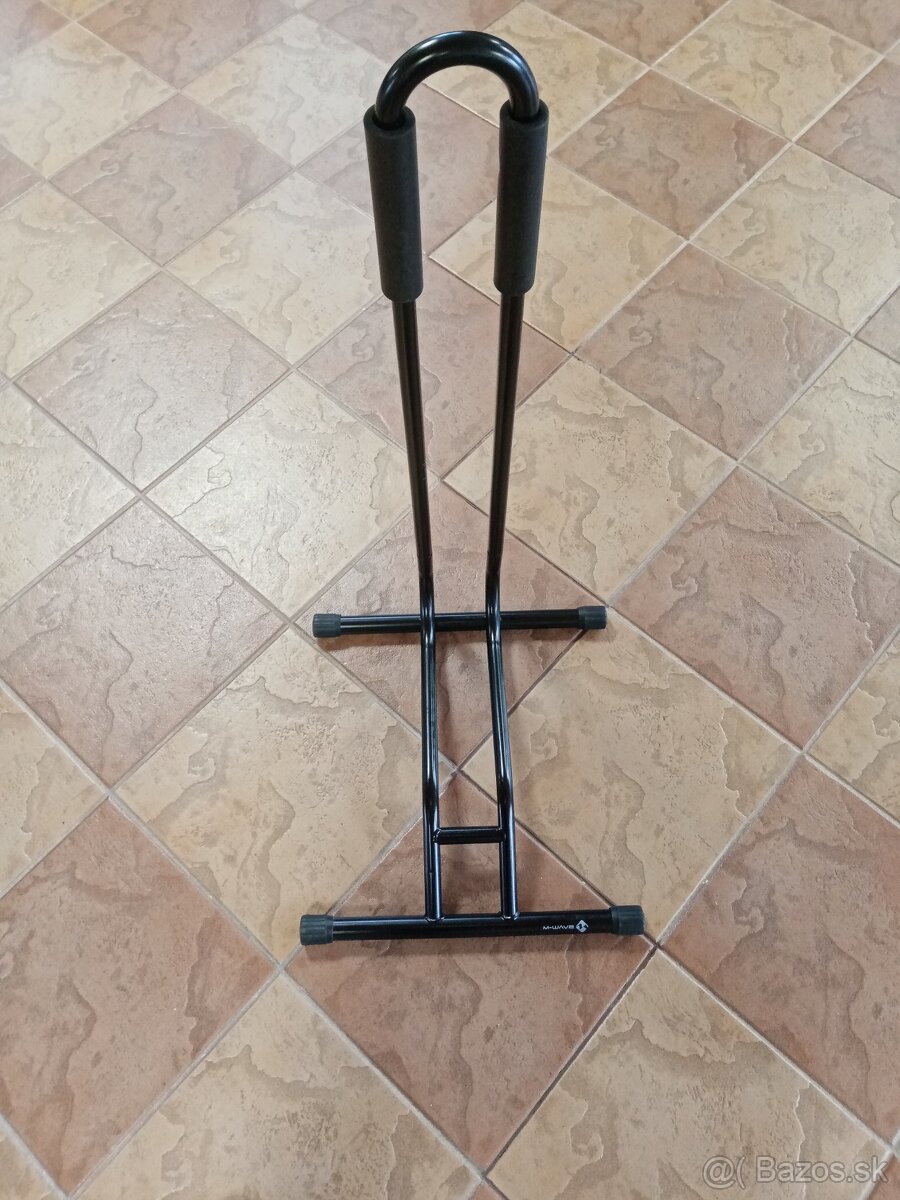 stojan pre bicykle