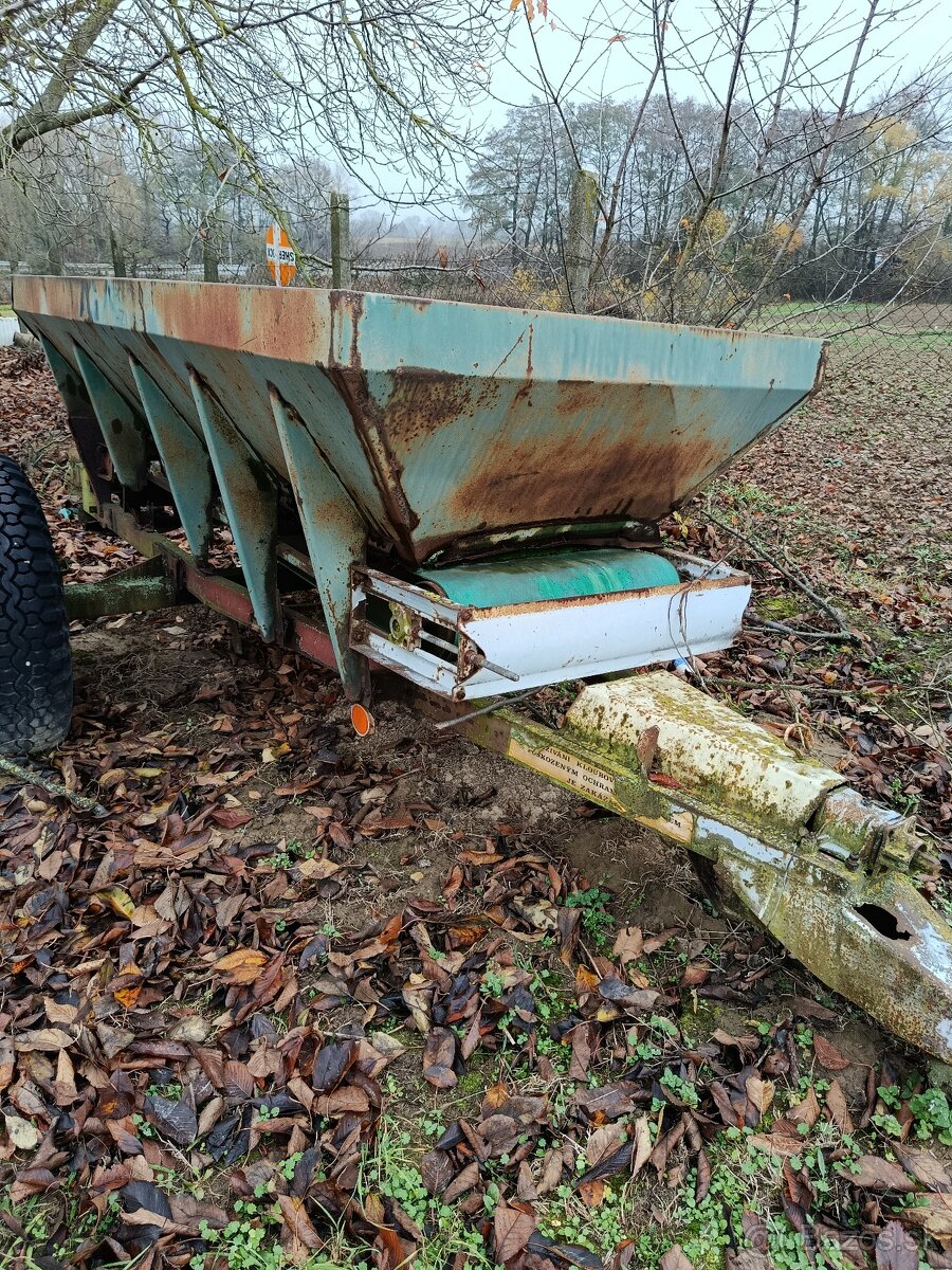 Predám rozmetadlo na umele hnojivá