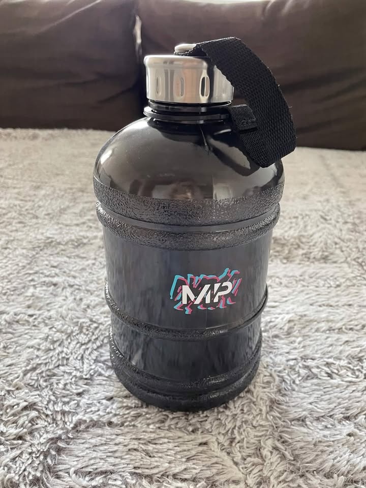 Myprotein fľaša