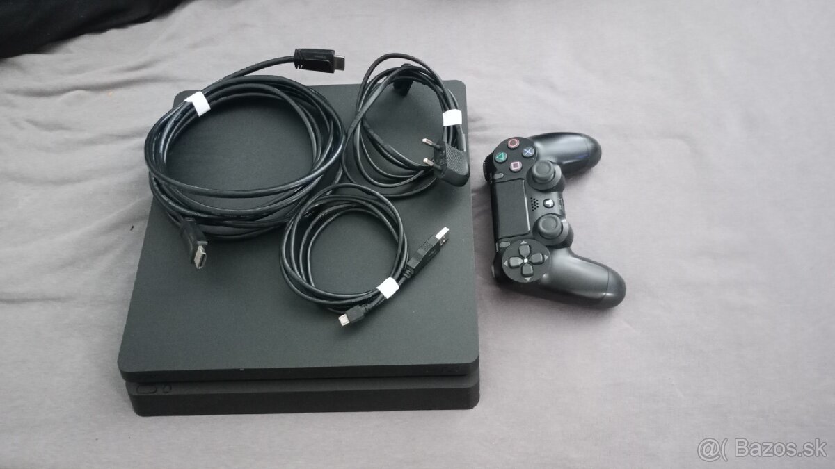 Predám PS4 Slim 1TB + HRY