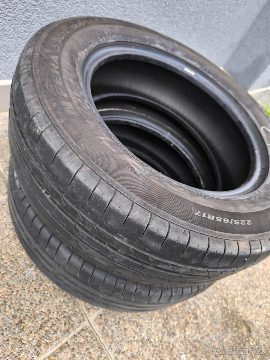 225/65r17