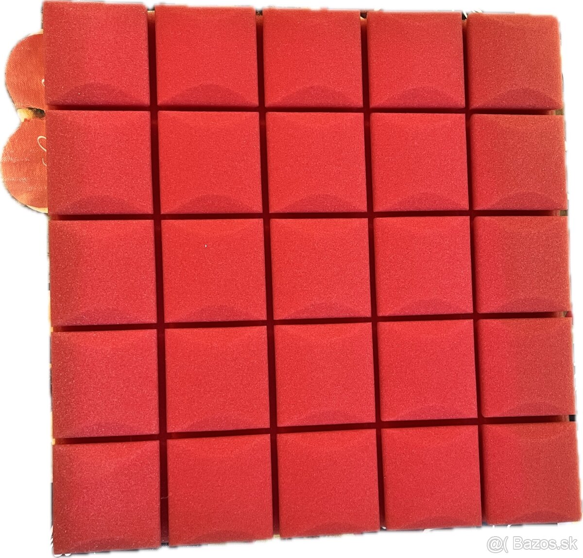 Červená akustická pena čokoláda