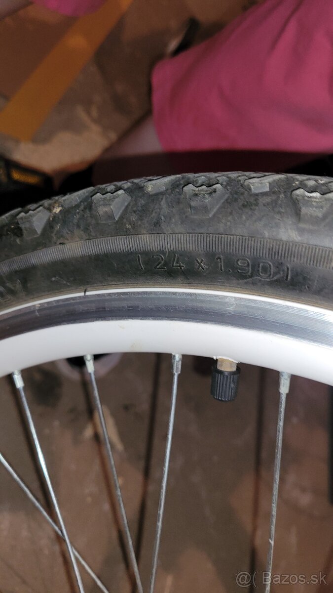 Dievcensky horsky bicykel 24