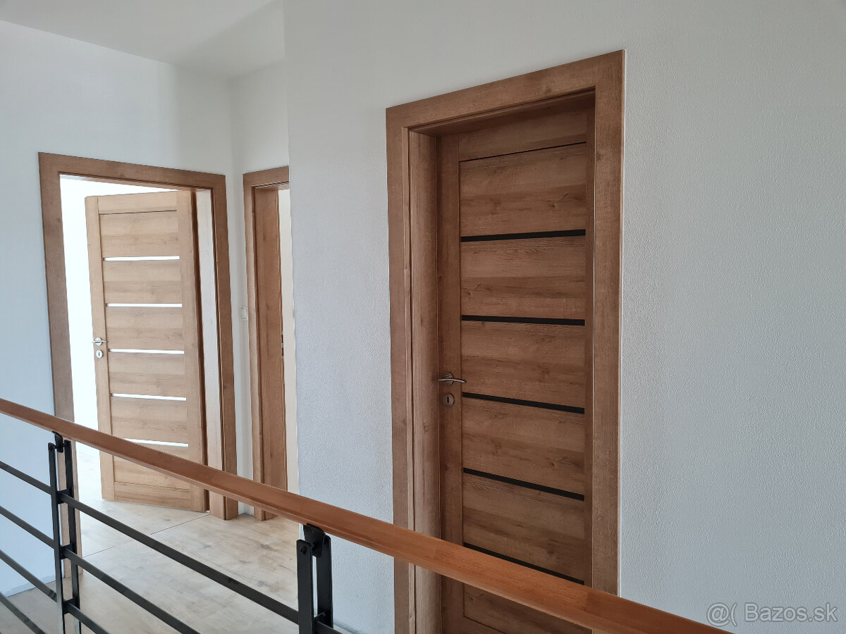 Montáž dverí, obložkových zárubní, stavebných puzdier