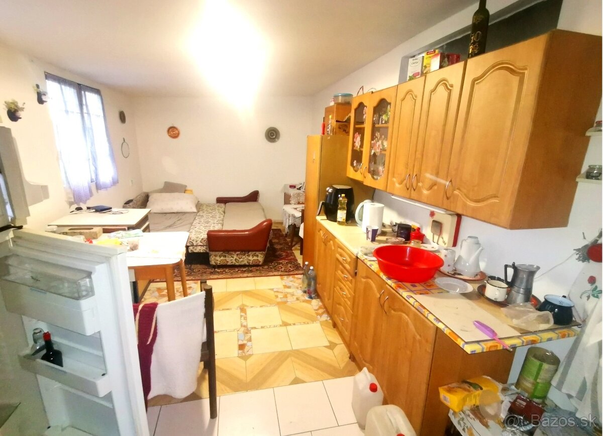 Predaj záhradnej chatky v Poltári /kúpna baňa/