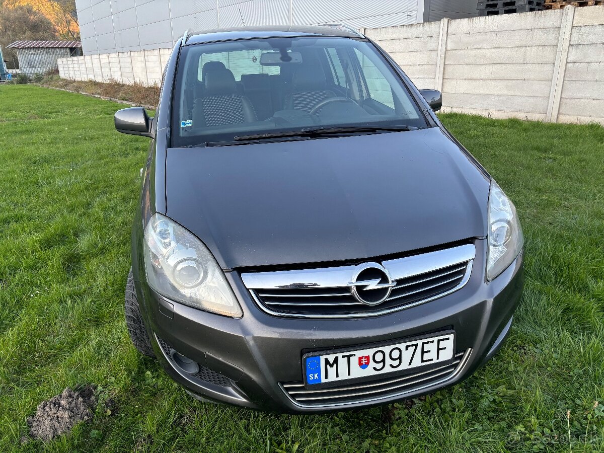 Opel zafira 1,8 benzin,plyn