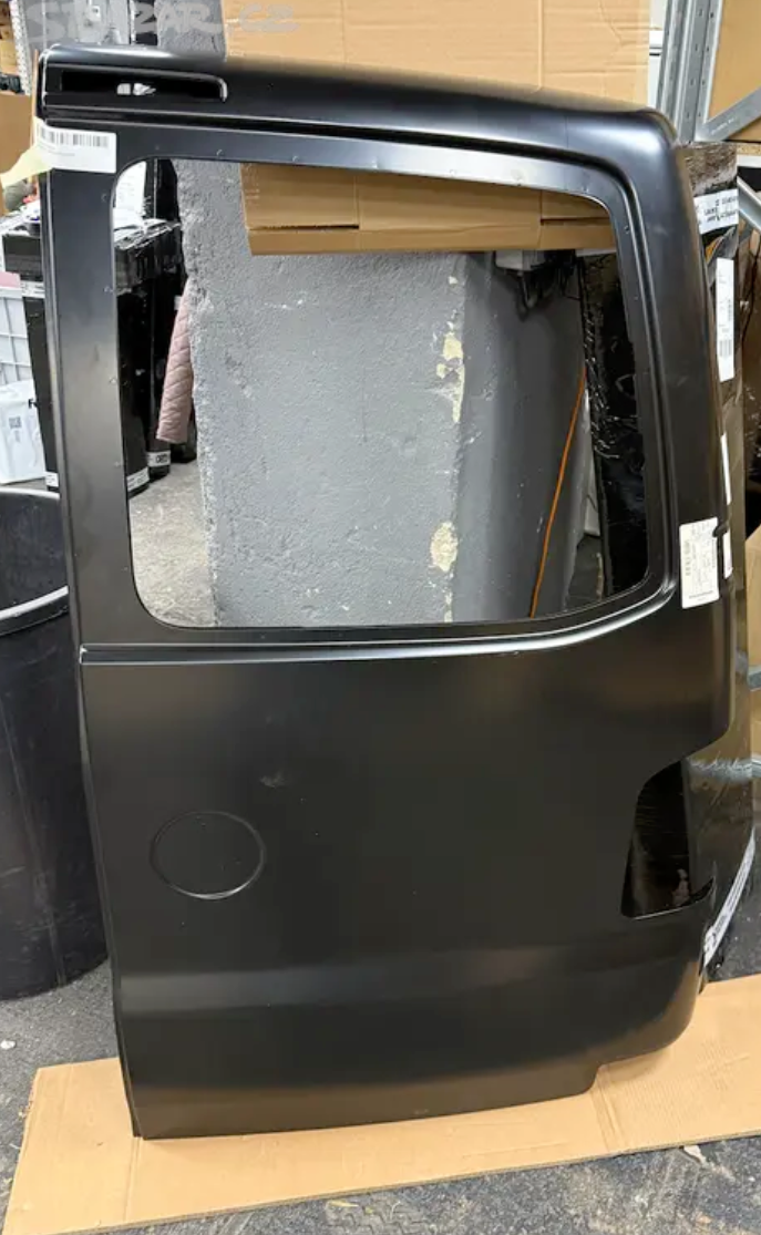 7h0827092aq zadne prave dvere VW T5 multivan