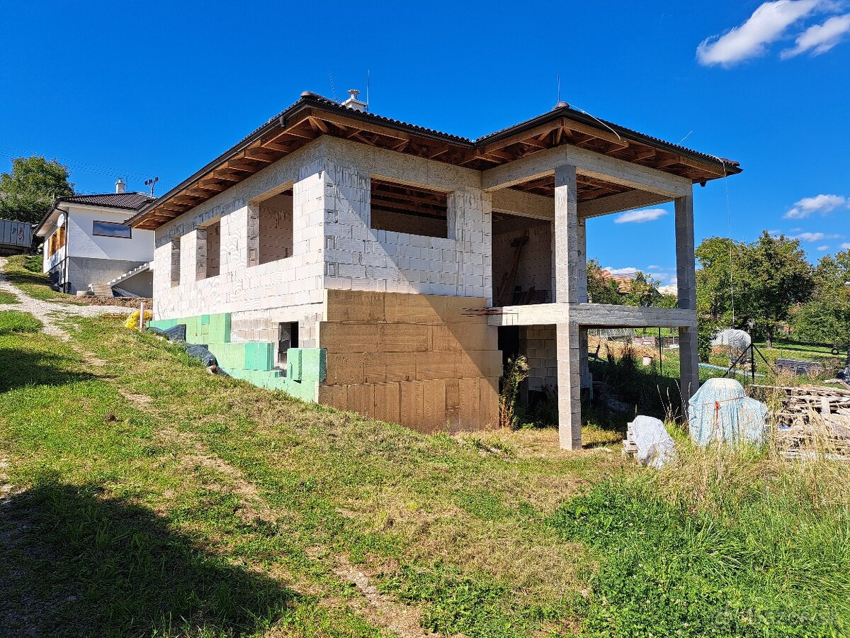 Novostavba Handlová (m.č. Morovno)