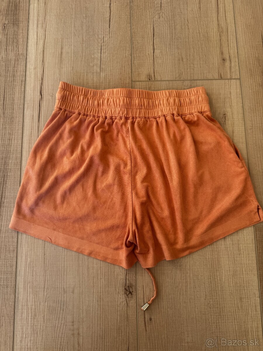 Šortky Mango