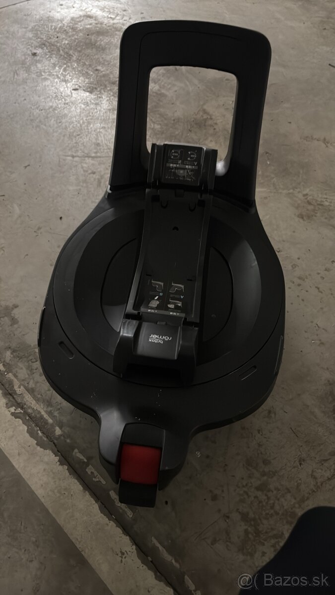 Vajicko BRITAX 360 autosedačka