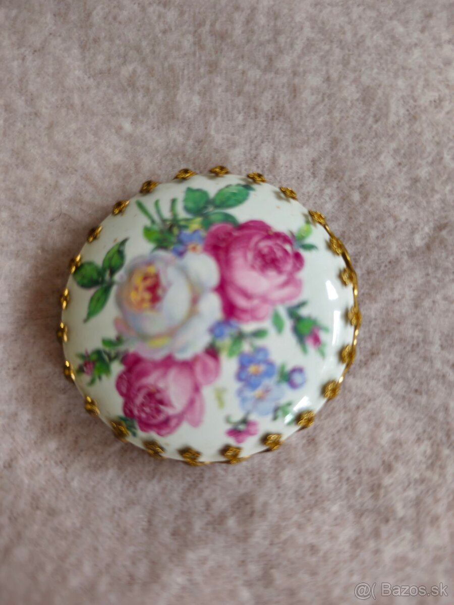 Vintage porcelánová brošňa