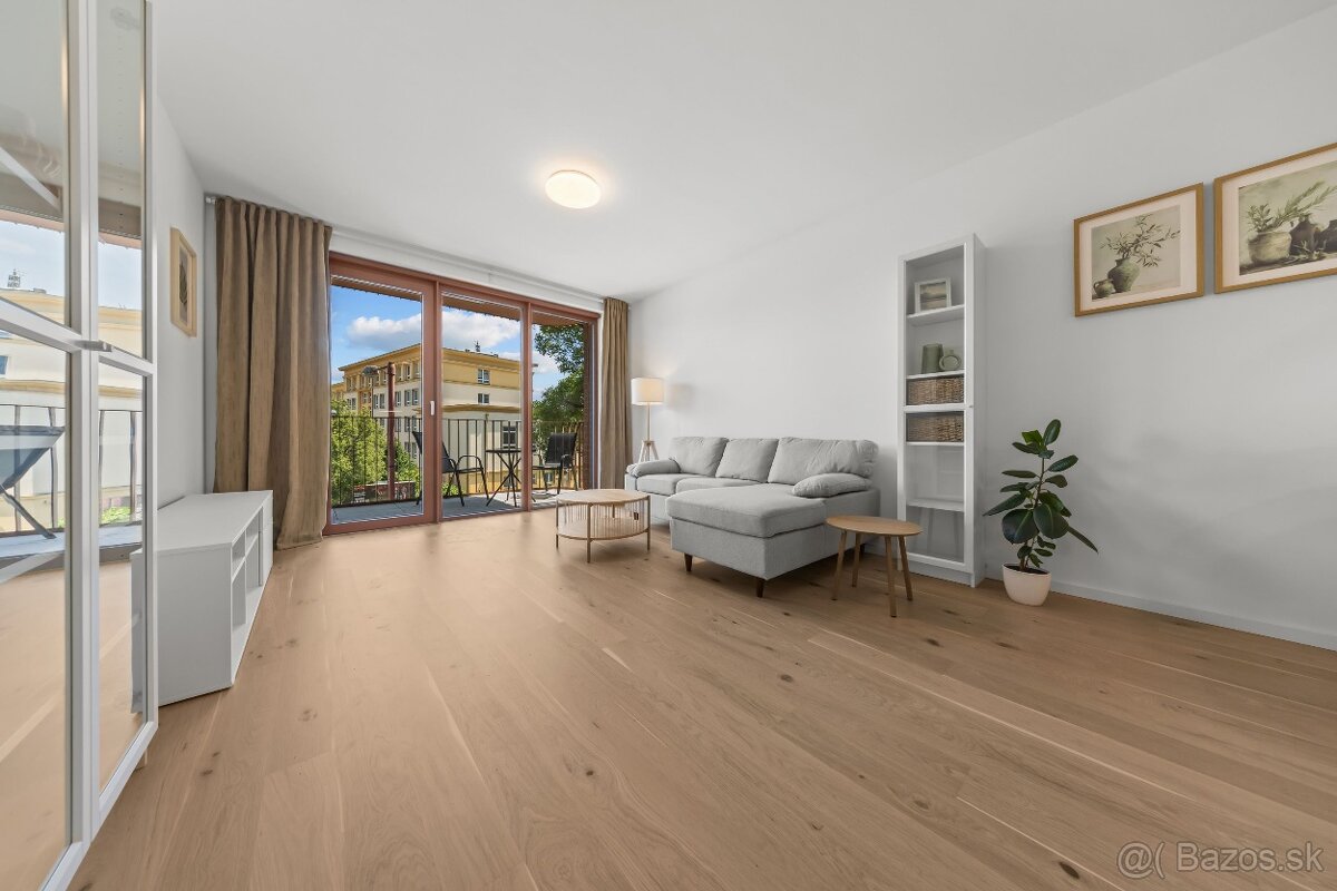 Prenajmeme moderný 2-izbový byt v projekte ZWIRN.