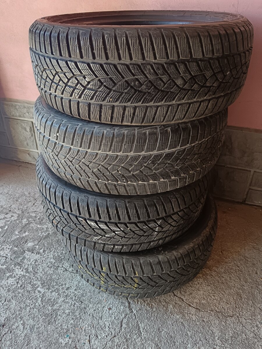 Zimné pneu 215/55 R17