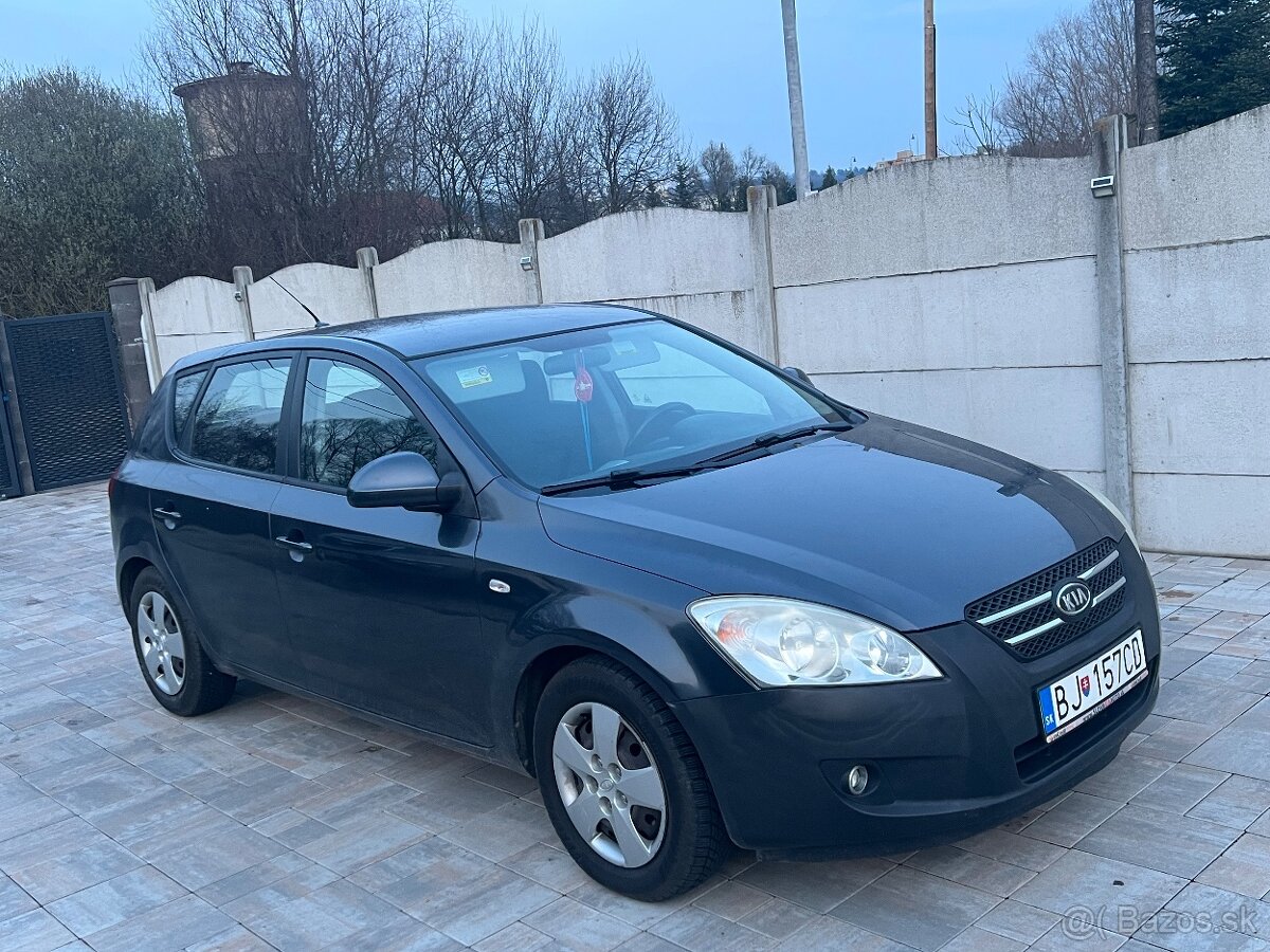 ✅KIA Ceed 1.4i 77kw
