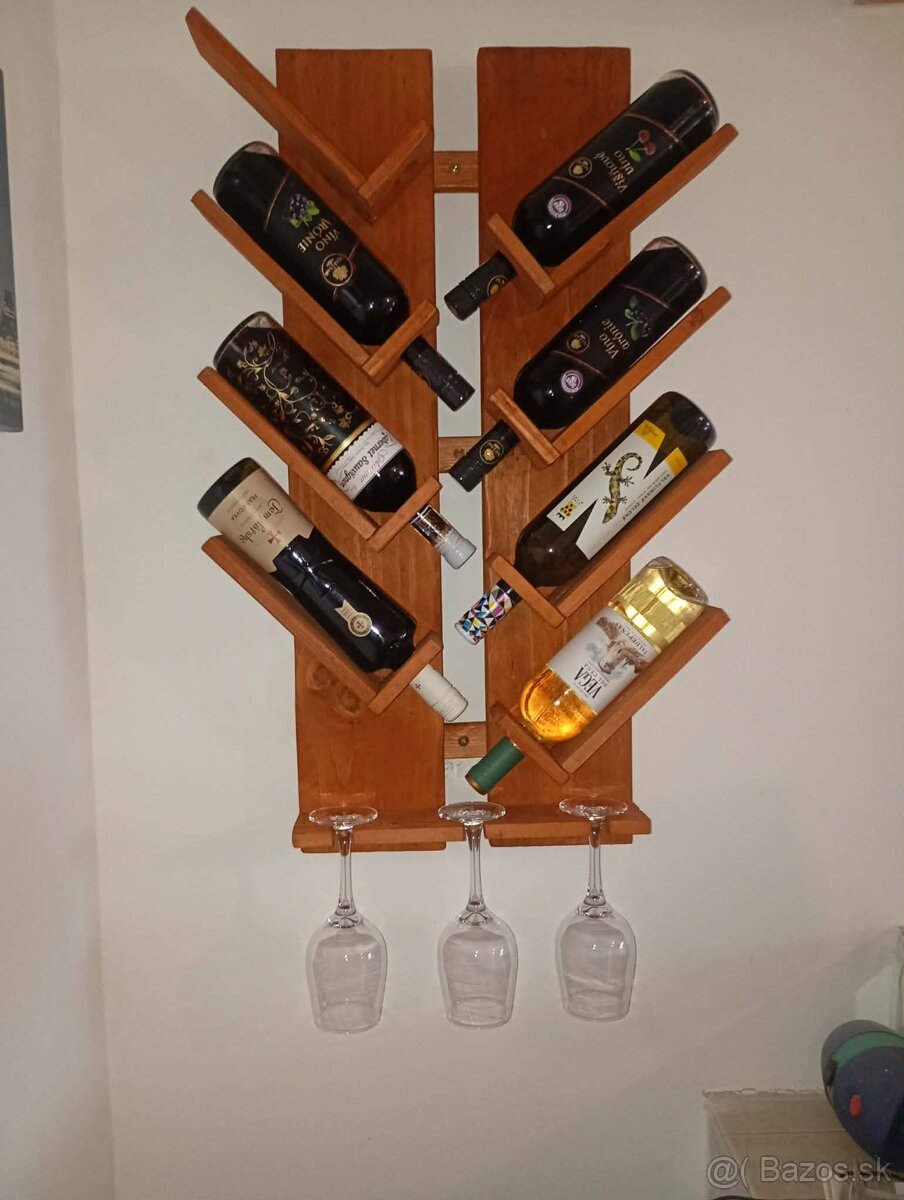 Stojan na víno