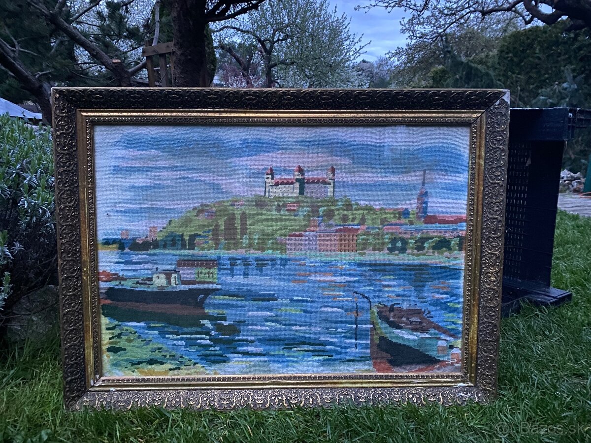 Predám vyšívaný gobelínový obraz Bratislavský hrad