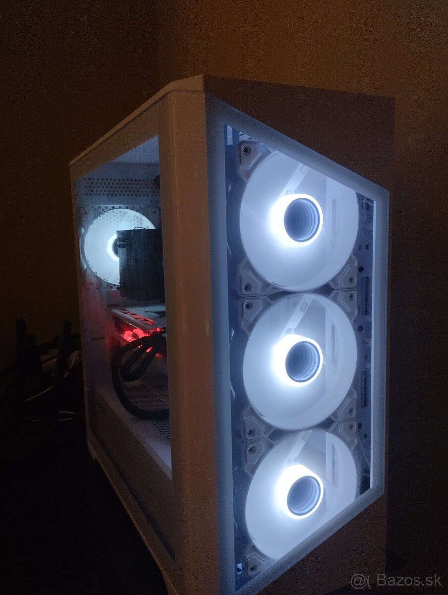 Herný Počítač | RX 7700XT | Intel Core i3 12100F