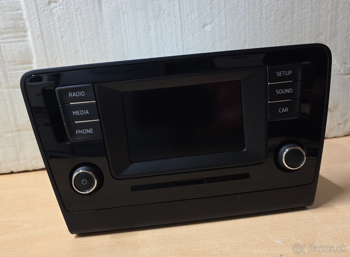 Radio swing skoda rapid