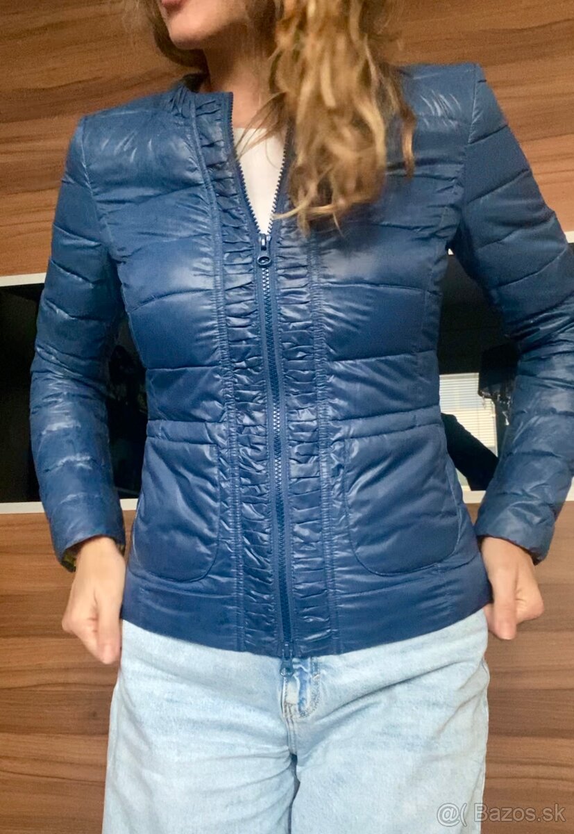 Dámska paperová bunda Benetton