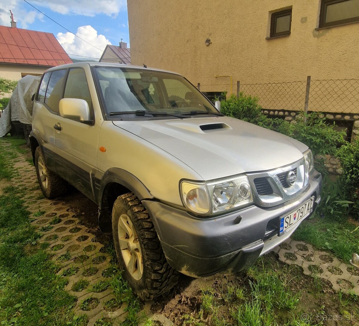 Nissan Terrano 3.0