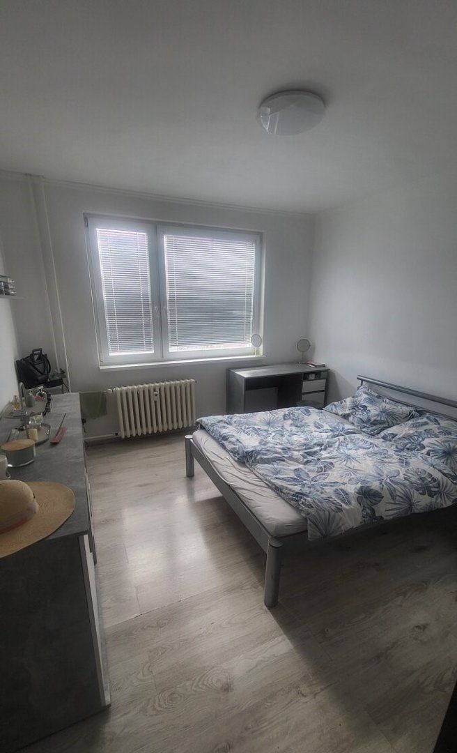 Na prenájom 3 izbový byt s balkónom, ul. B. Smetanu, Trnava