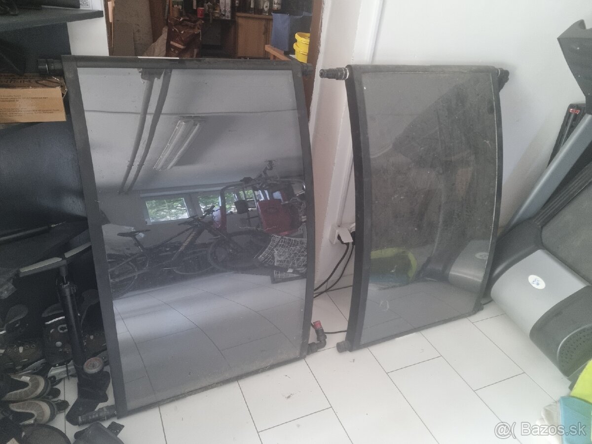 Solárne panely na ohrev bazéna