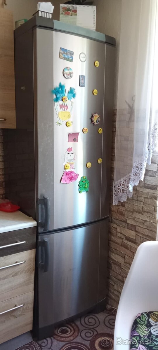 Predám chladničku s mrazákom REZERVOVANÁ DO 3.7.2025