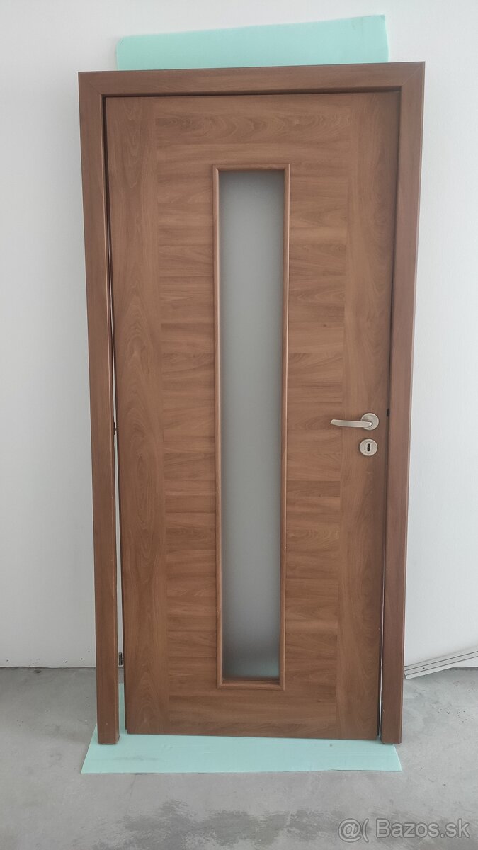 Interiérové dvere + zarubna 80cm odtien BUK