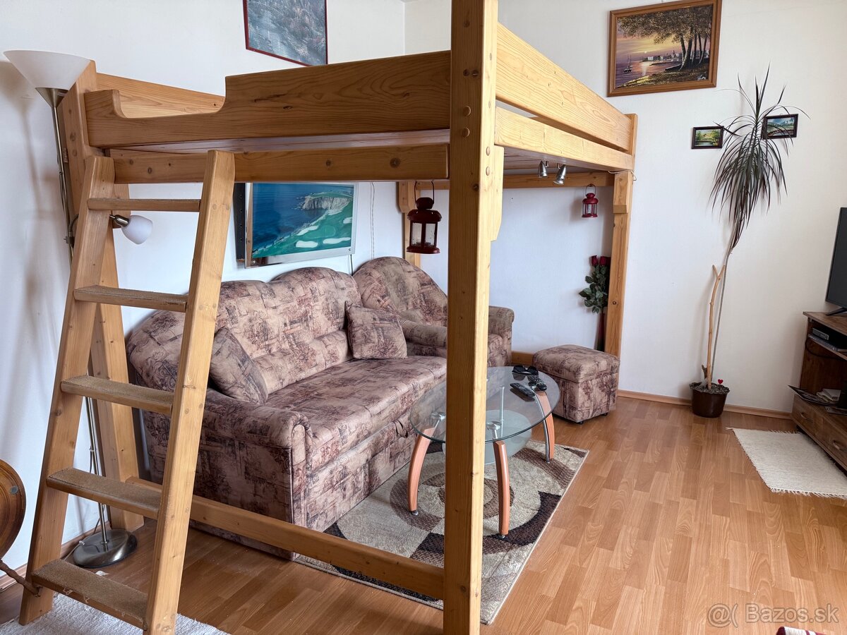 Manželská poschodová postel na mieru