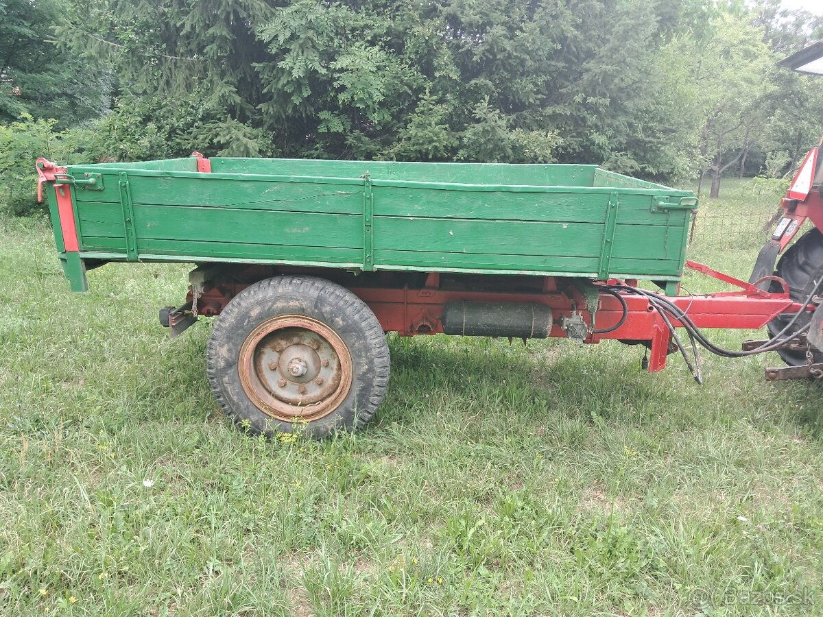 Vlečka vyklápacia 3S.