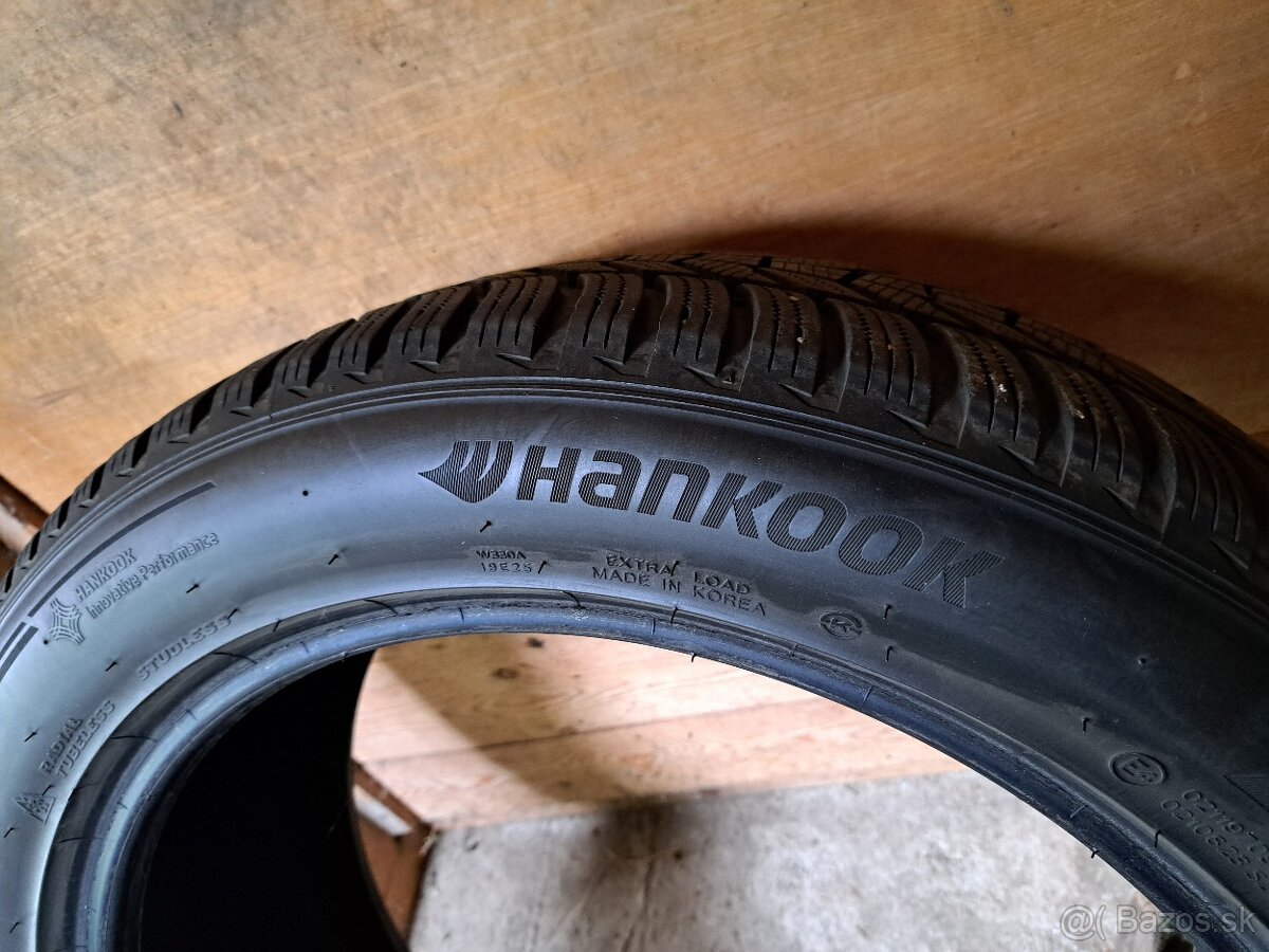Zimne gumy Hankook 235/50 R19 rok 2021, hlboky dezen