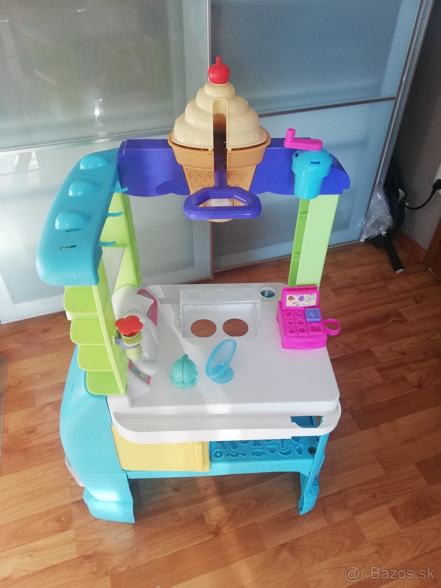 Play-Doh zmrzlinársky vozík - auticko
