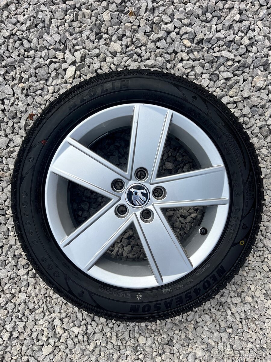 Alu disky s celoročnými pneu 195/55 R15
