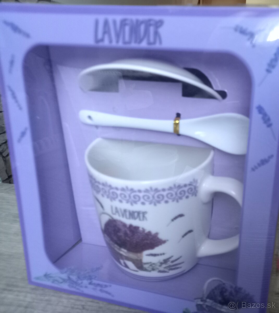 Nový levanduľový hrnček s lyžičkou a tanierikom